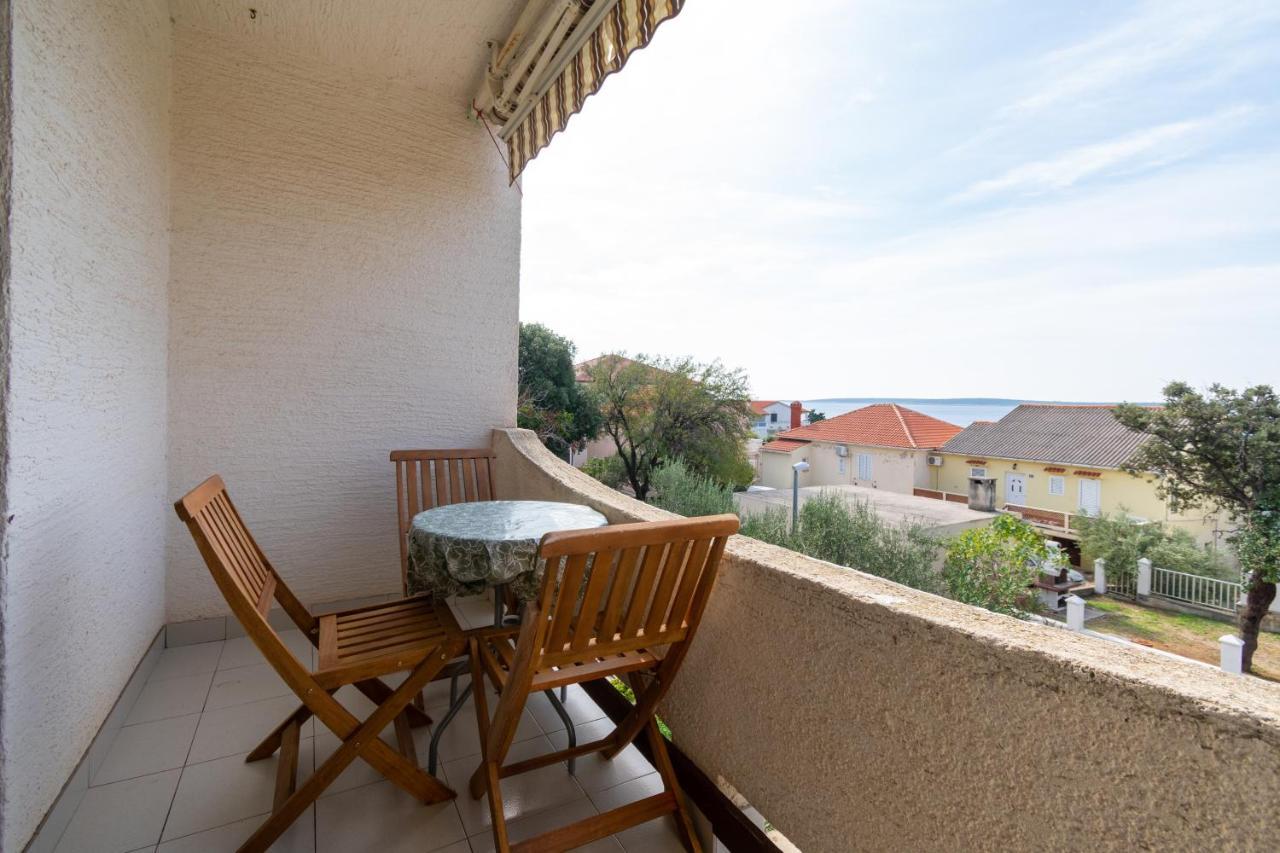 Apartments By The Sea Mandre, Pag - 3084 コラン エクステリア 写真